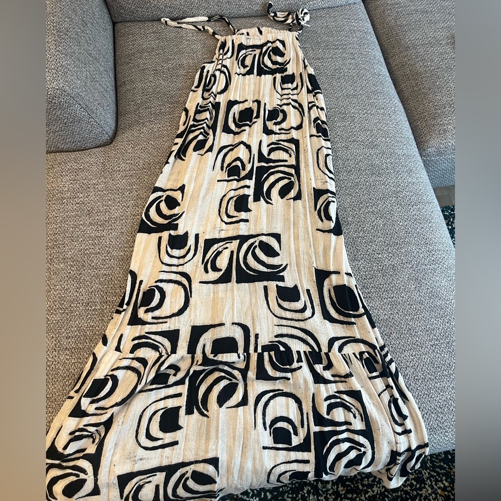 Lovestitch Black and Cream Abstract Halter Dress
